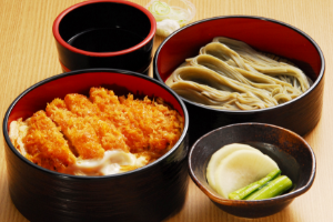 小嶋屋総本店 かつ重膳